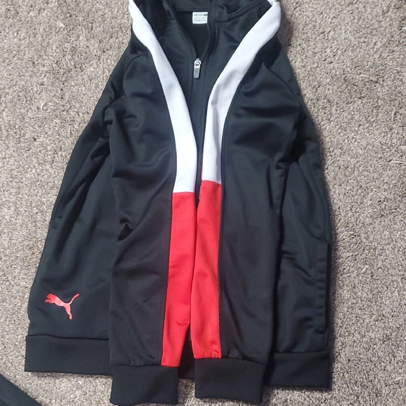 Puma Black and Red Hoodie Set - Picture 7 of 9